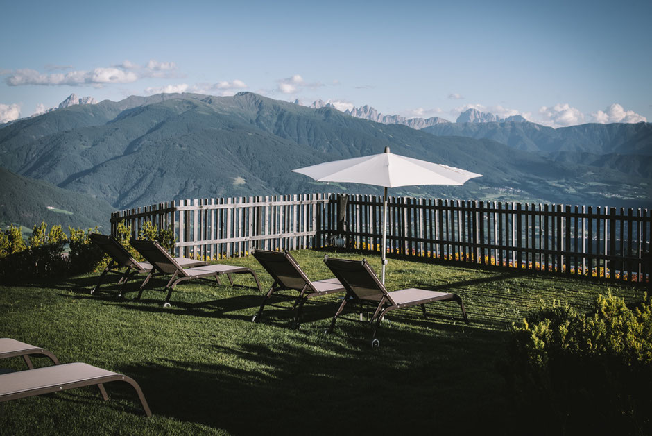 ratterhof - the Mountain Sky Hotel, Meransen/Südtirol - Wellnesshotel mit Dolomitenpanorama 