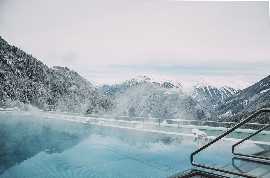 Infinity Pool im Stock Resort im Zillertal, Tirol