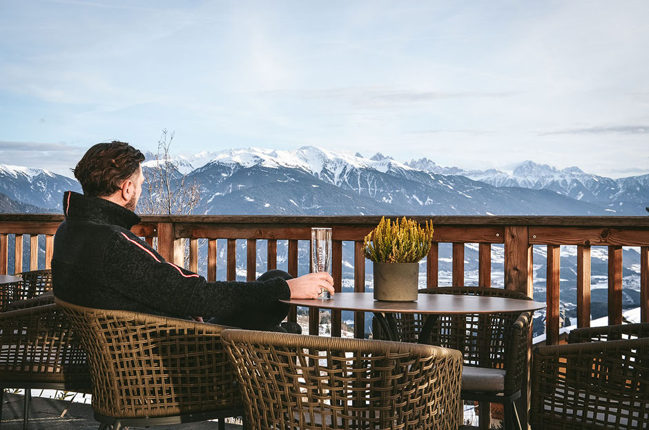 Hotelbeschreibung: Bergidyll Hotel Tratterhof (Südtirol, Pustertal, Eisacktal, Meransen, Wellnesshotel, Aktivhotel, Berghotel, Gitschberg-Jochtal)