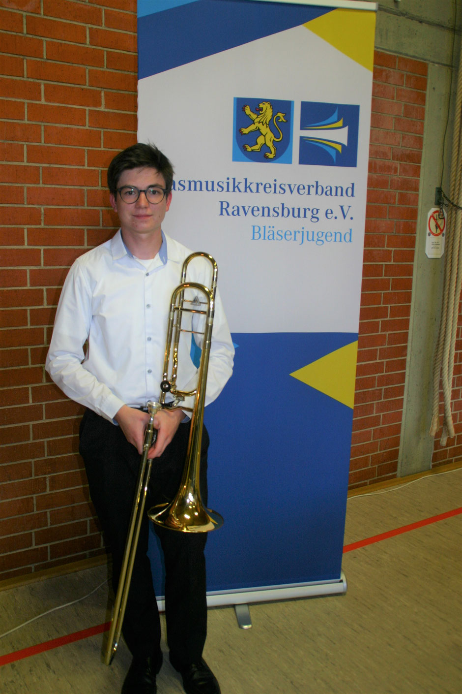 Unser Nachwuchsposaunist Jonathan Maucher erzielte das beste Prüfungsergebnis aller Teilnehmer beim diesjährigen D3-Lehrgang des Blasmusikkreisverbandes Ravensburg in der Schwäbischen Bauernschule.