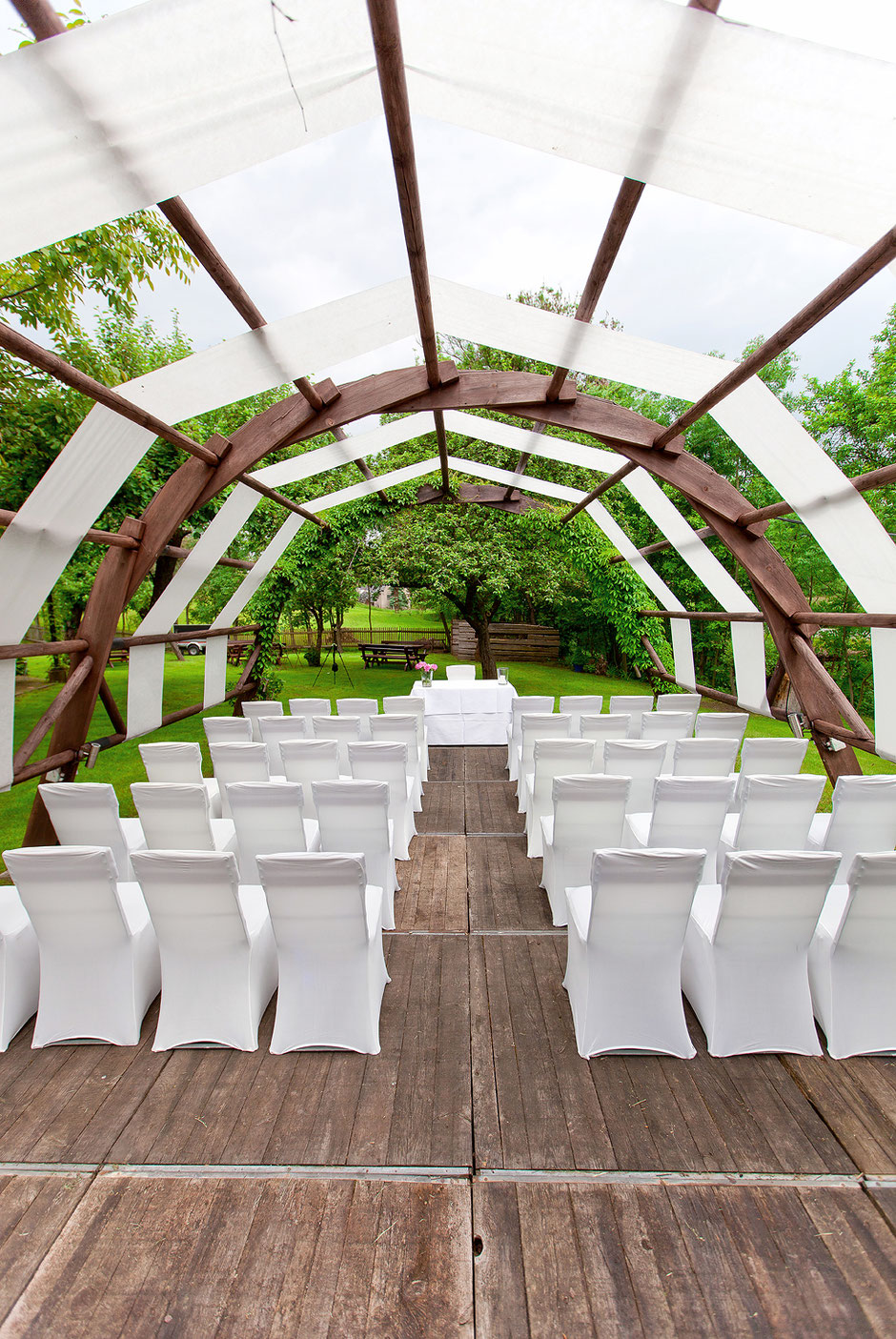 Trauung unter freiem Himmel, Standesamt mittweida, heiraten Schmiedelandhaus in Greifendorf, hochzeitsfotograf mittweida