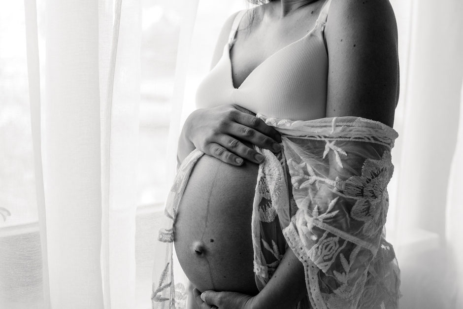 Sinnliche Schwangerschaftsfotos, Fotoshooting zur Schwangerschaft in und um Leipzig und Torgau