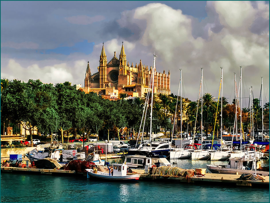 Catedral de Palma. Puerto Deportivo y de pescadotres.