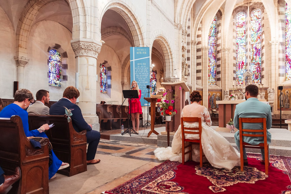 Animation des chants de messe de mariage en duo chanteuse animatrice & pianiste à Angers & Cholet (49)