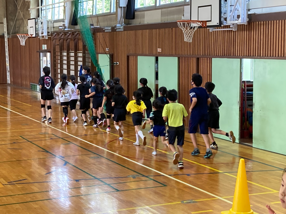 千葉県船橋市で活動する法典東ＳＣに沢山の体験入部でお友達が来てくれました。