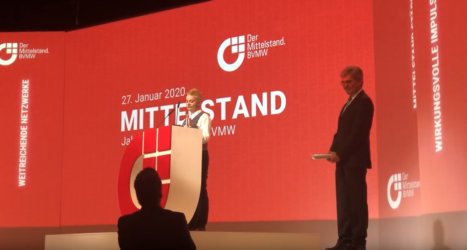 Kann seine Rede nicht beginnen: Siemens-Chef Kaeser beim Mittelstandskongress in Berlin