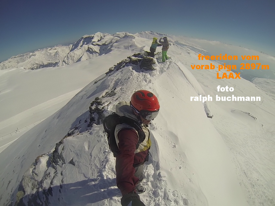 freeriden vom vorab pign 2897m, laax 24.05.2018, rider ralph buchmann