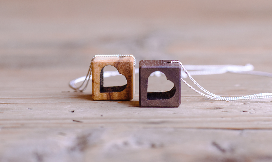 schmuck, schmuck online, modeschmuck, schmuck online shop, schmuck kaufen, modeschmuck online shop, holzschmuck, online schmuck, damen, modeschmuck, kette, herz kette, kette mit herz, halskette damen, herzkette, modeschmuck ketten, kette herz, huamet,