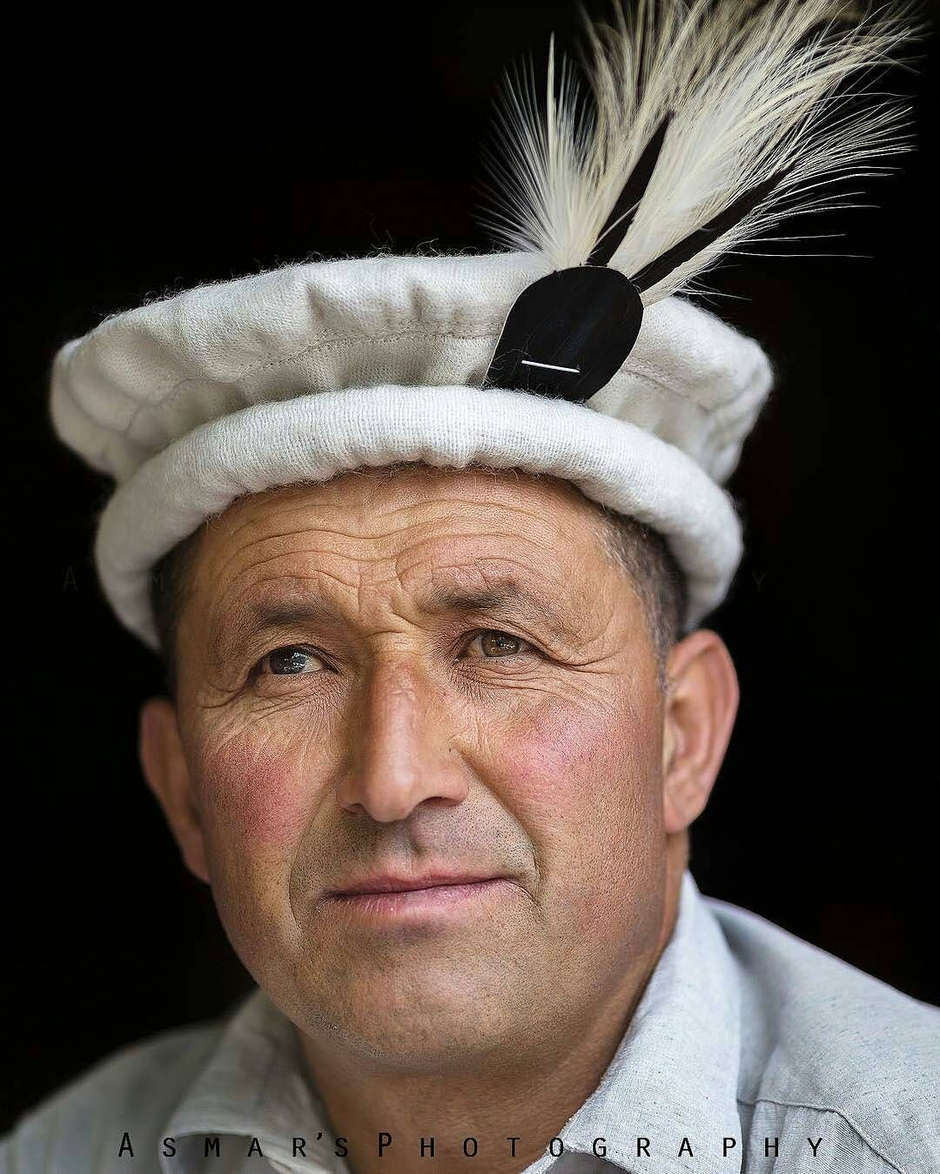The people of Hunza Valey in Northern Pakistan reportedly live up to 120 years old and walk between 15km and 20km every day.