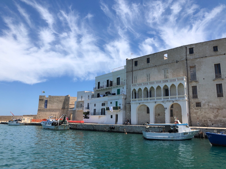 Monopoli. die weiße Hafenstadt - perfektes Ausflugsziel