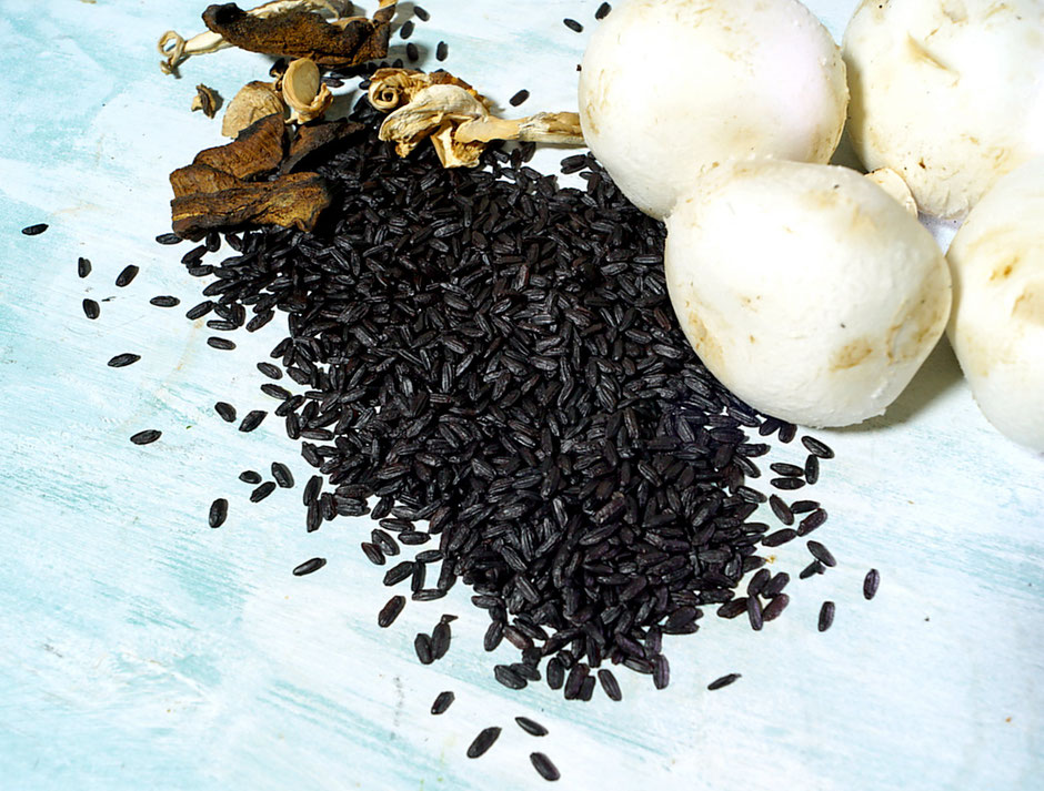 Forbidden Rice zimtkringel about food