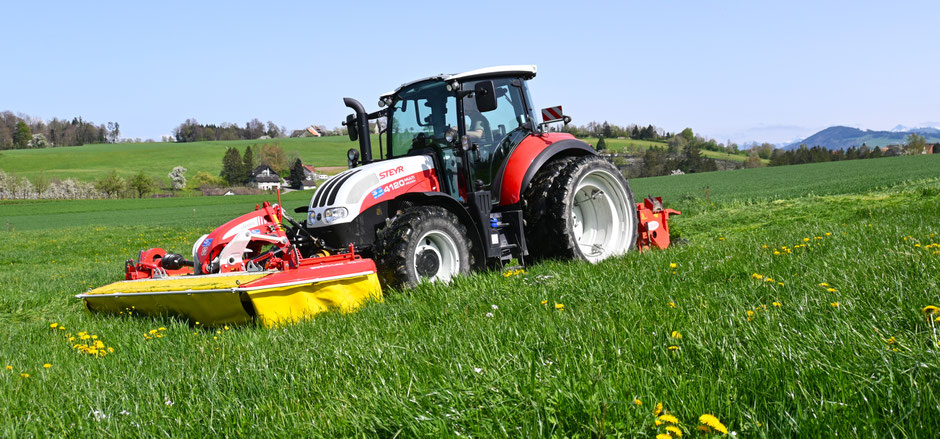 Traktor Steyr