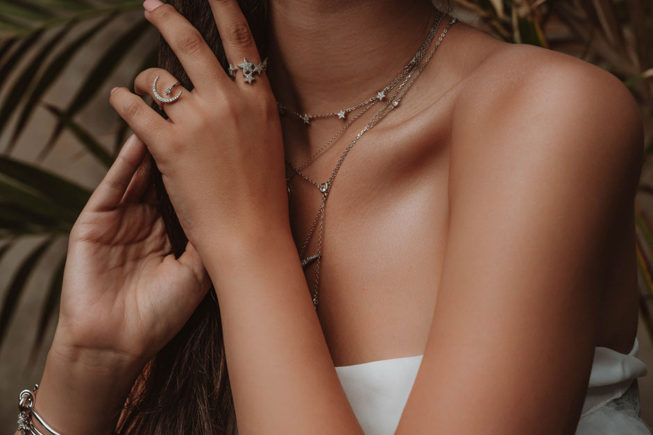 Collier demi lune et étoile pour femme acier inoxydable