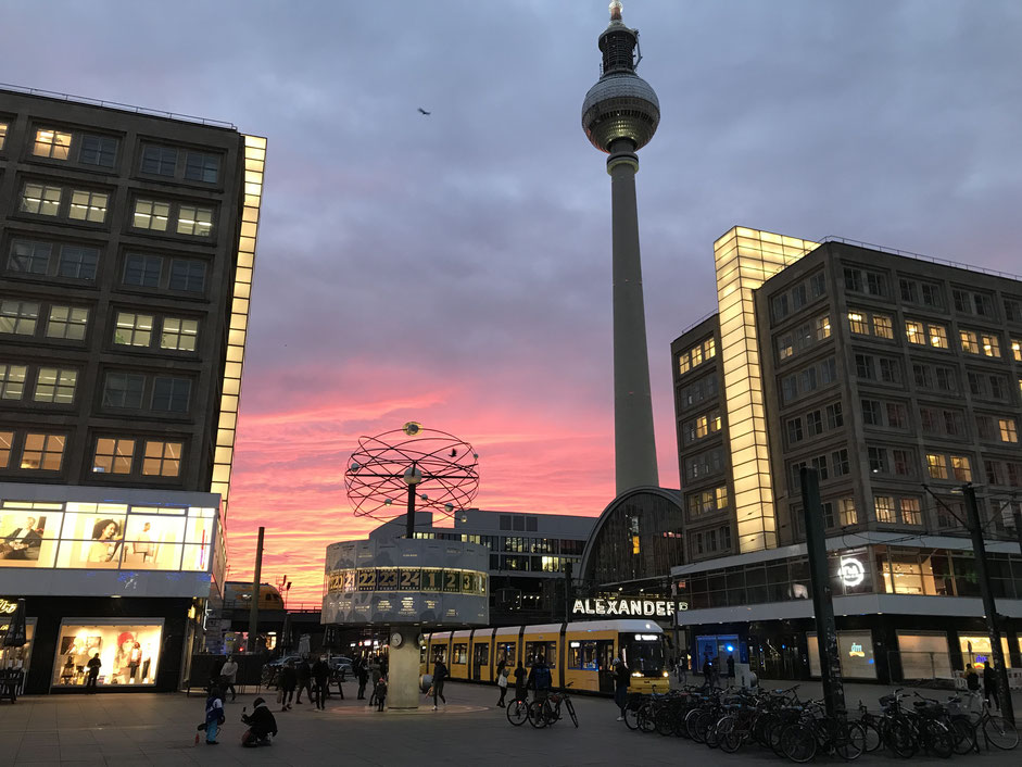 Weltzeituhr in Berlin auf dem Alexanderplatz