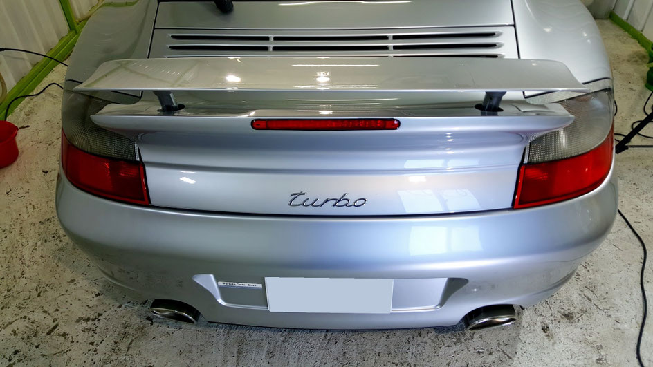 埼玉の車磨き専門店 ポルシェターボのコーティング 塗装の色あせ改善