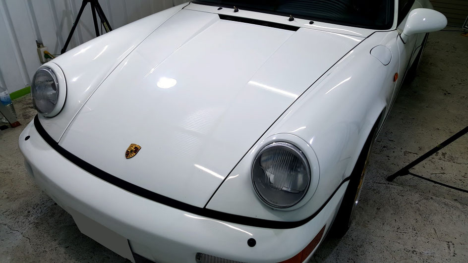 ポルシェ964のチョーキングを改善後はボンネット・フロントフェンダーの光の映り込みも綺麗