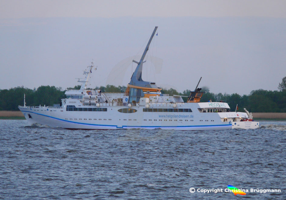Seebäderschiff HELGOLAND der Reederei Cassen Eils, Sonderfahrt Hamburg Helgoland am 05.05.2019