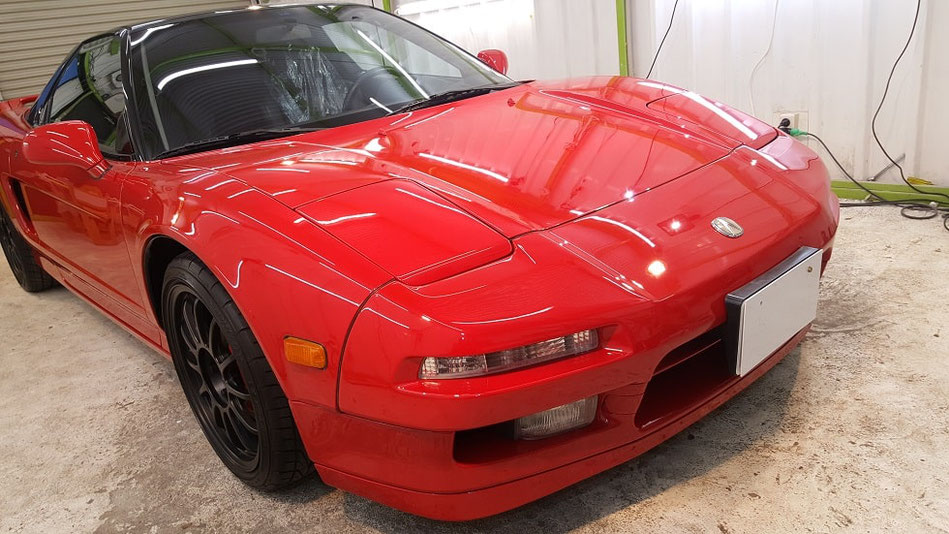 NSXのコーティング ボディーカバー傷除去 na1赤・ニューフォーミュラレッドの磨き 艶出し研磨のソリッドカラーの光沢 車全体の質感アップ