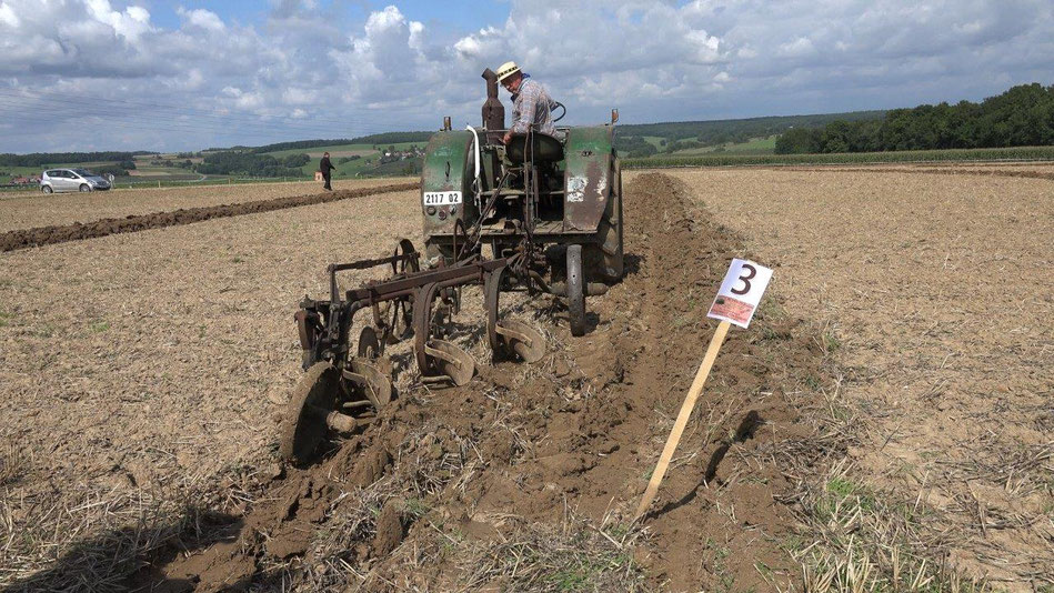 En 2014, un concours de labour à l'ancienne organisé à La Chapelle-Monthodon avait connu un vif succès.