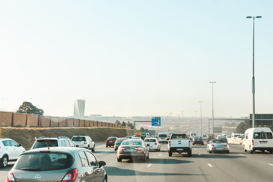 Autos im Stau auf der Autobahn