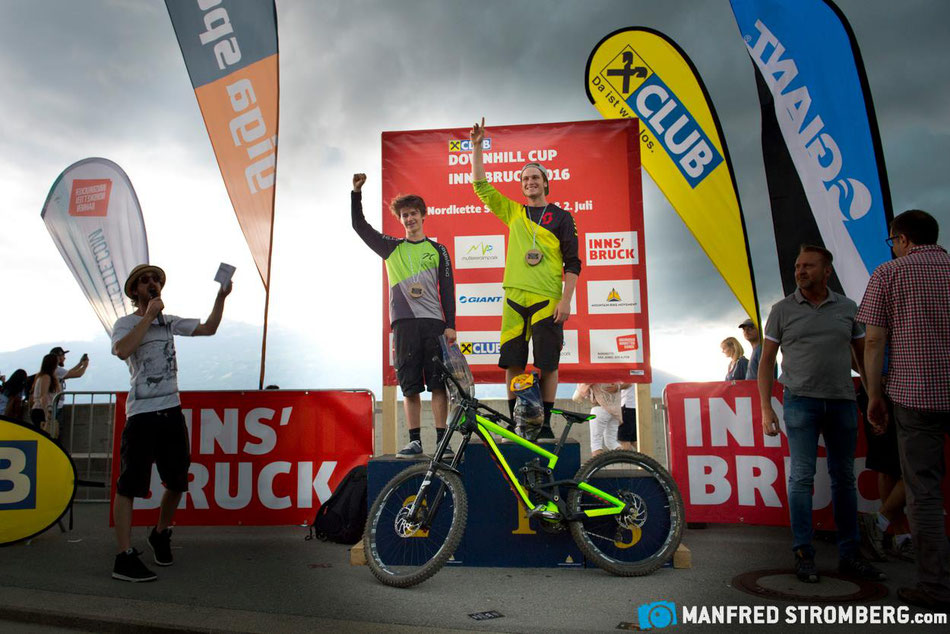 Win at the Innsbruck Downhill Cup 2016