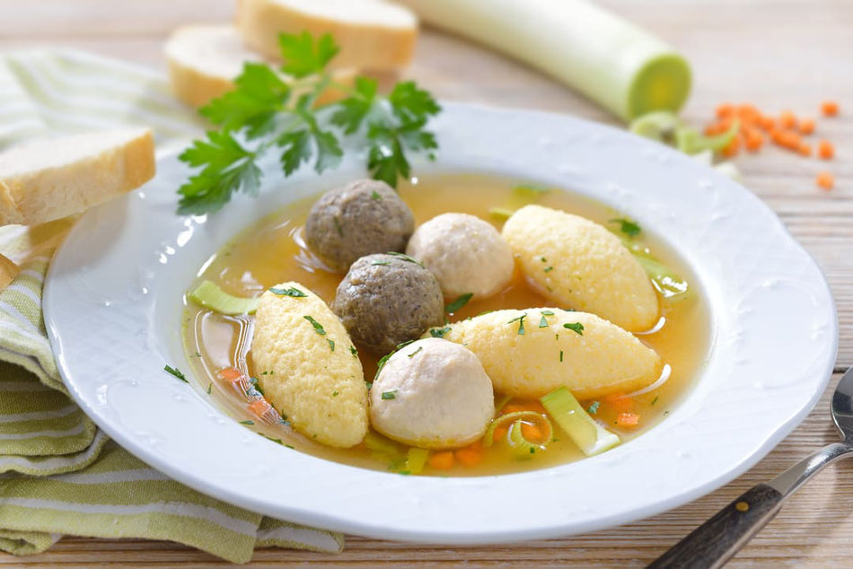 Rezepte aus Wir in Bayern - Bild: Hochzeits-Suppe