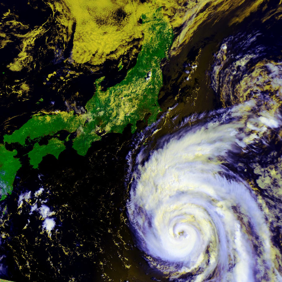 2024/8/15 09:38JST NOAA19 HRPT  Typhoon AMPIL 台風7号