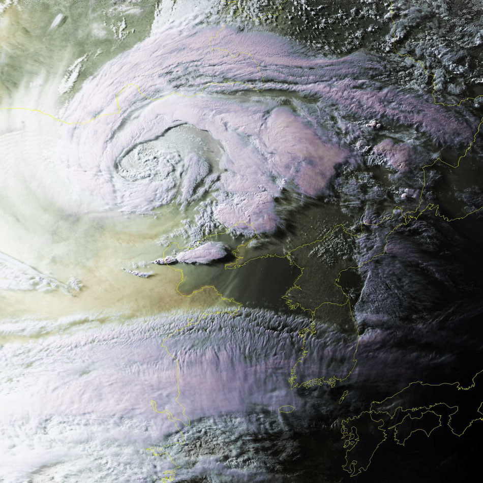 2021/5/6 18:43 NOAA19 HRPT  中国内モンゴル自治区あたり　低気圧の後縁で黄砂が発生