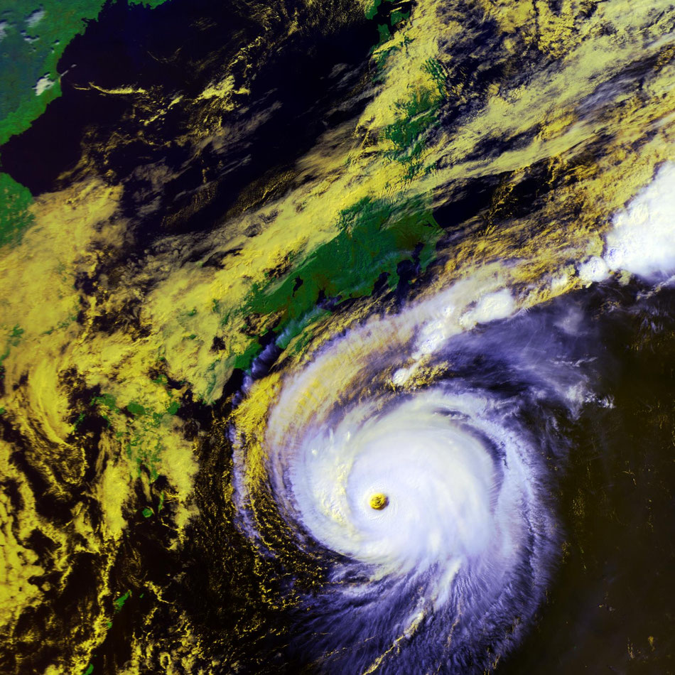 2025/10/8 08:58JST Metop-B HRPT Typhoon Halong 台風22号は935hPaまで発達し、強い台風となって伊豆諸島を襲う