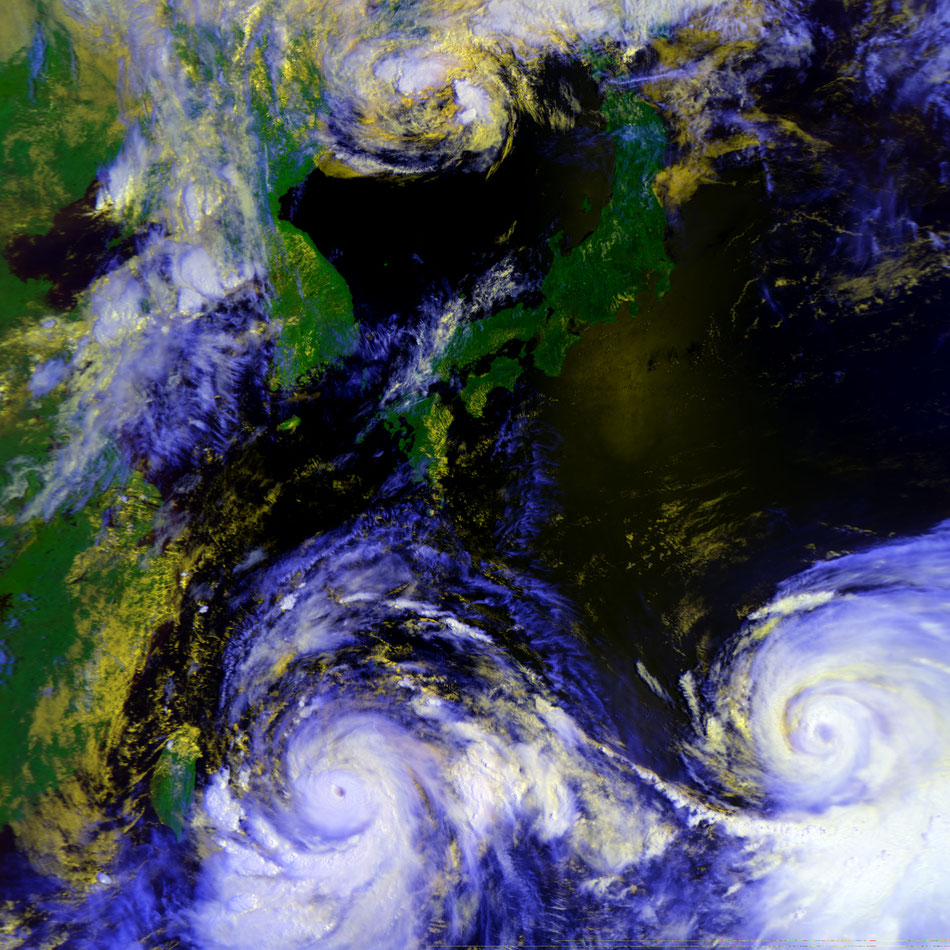2019/8/8  09:50 台風8，9，10号　気象衛星FY-3C