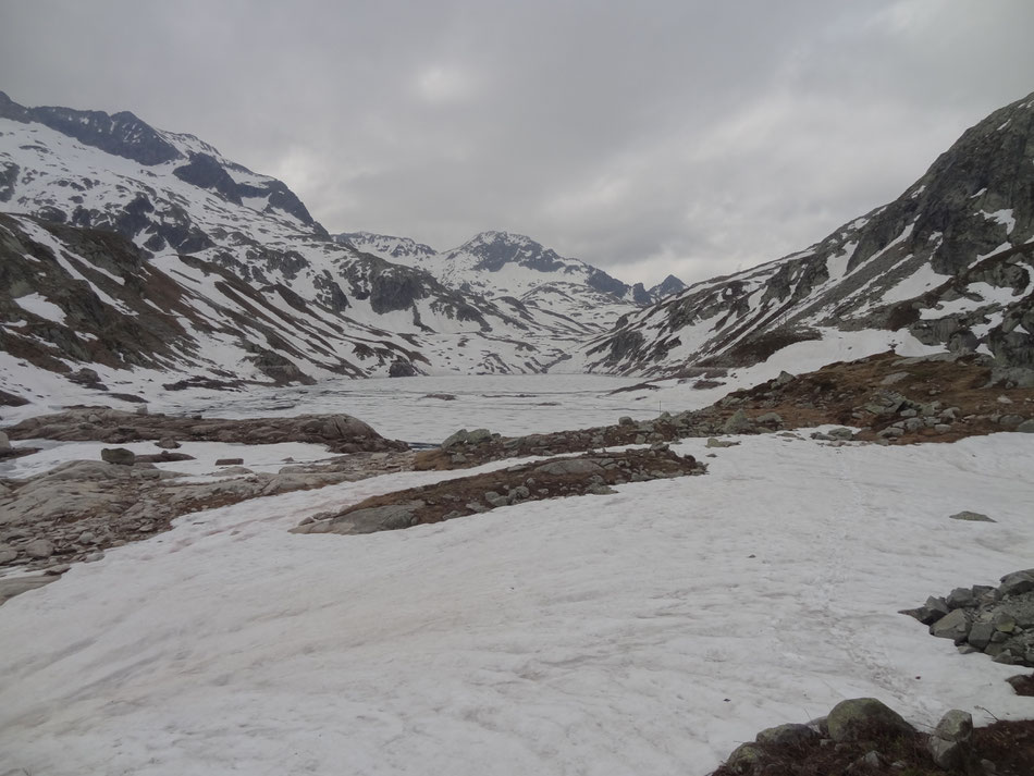 Lac de Cottepens vu de la terrasse du refuge ce matin