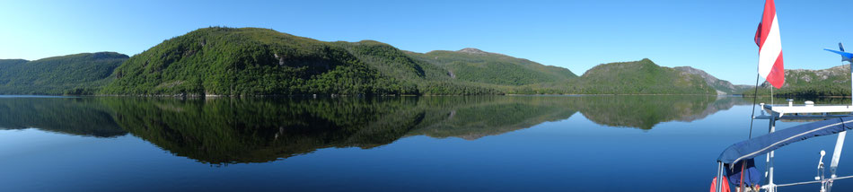 ein Traumankerplatz tief im Fjord der Hare Bay