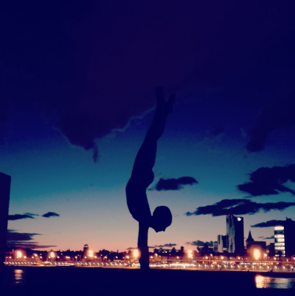 Yoga & Skyline