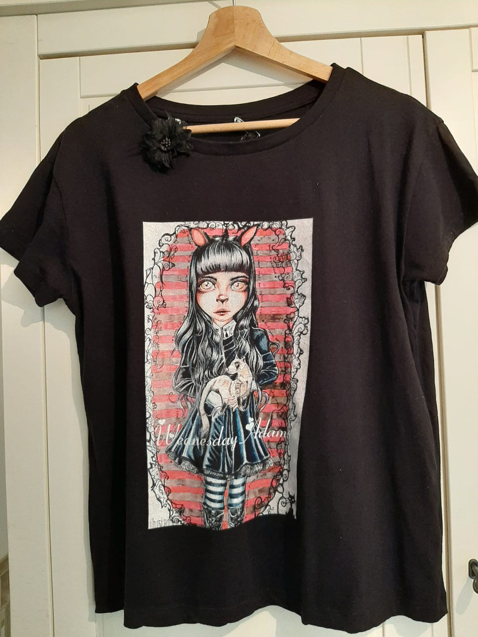 Wednesday Adams special halloween t-shirt only one available in size M...20 euro exclusief verzendkosten SOLD