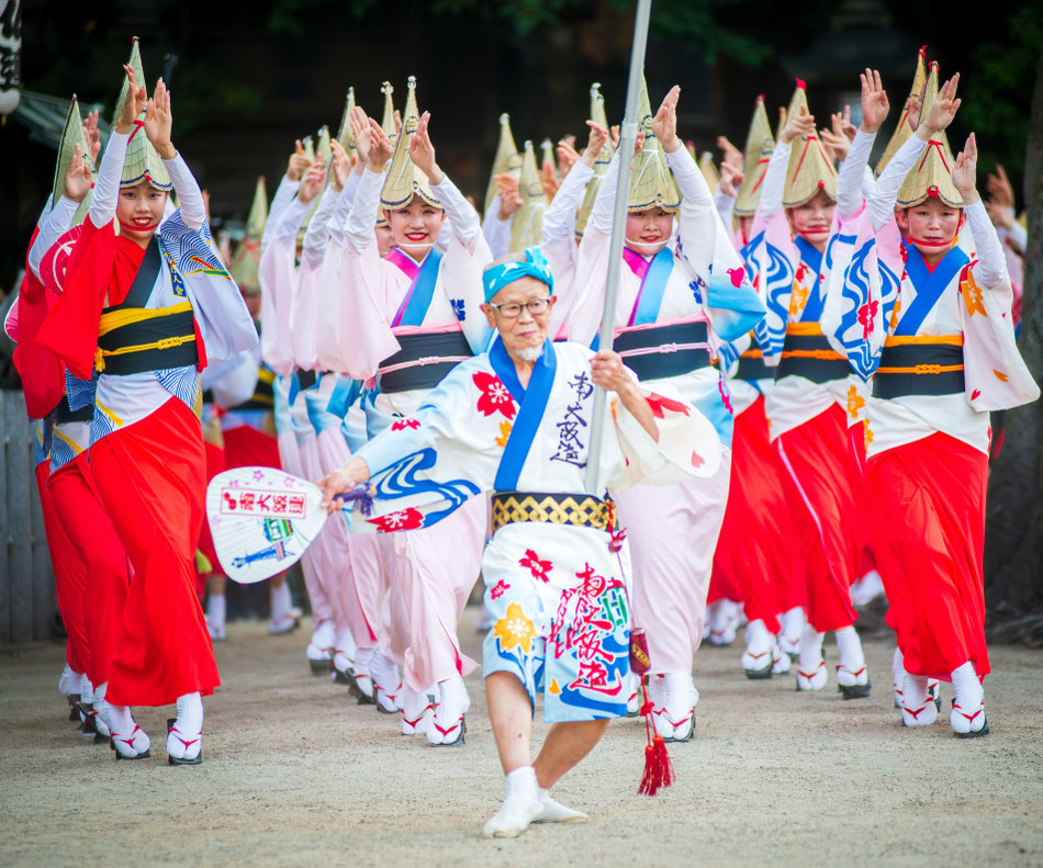 大阪シティ信用金庫賞「心をひとつに、踊る夏」松葉雄太 様