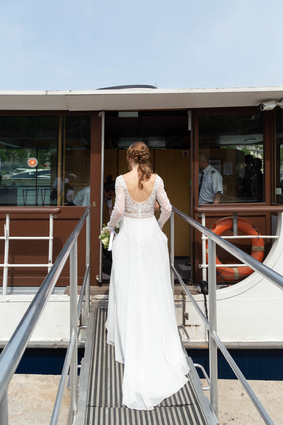 croisière seine péniche mariage parisien romantique élégant chic haut de gamme  photographe 