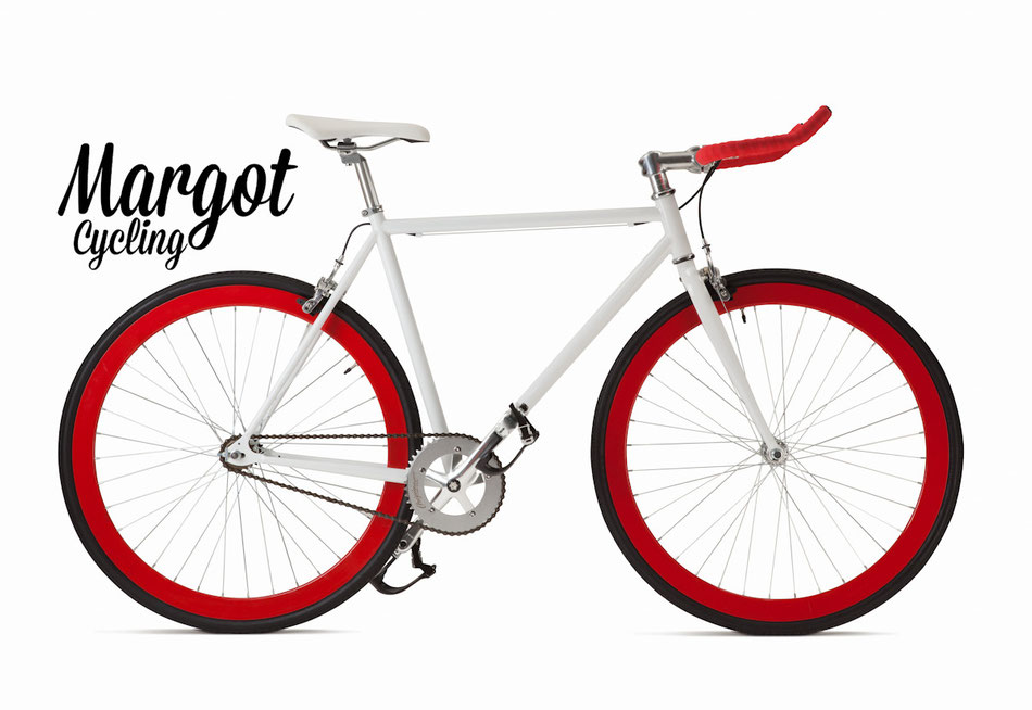 In foto, esemplare di modello fixed bike BULLHORN quasi completo (pedali da montare). Manubrio a corna e mozzo posteriore flip-flop; si può guidare come fixed bike o a ruota libera.