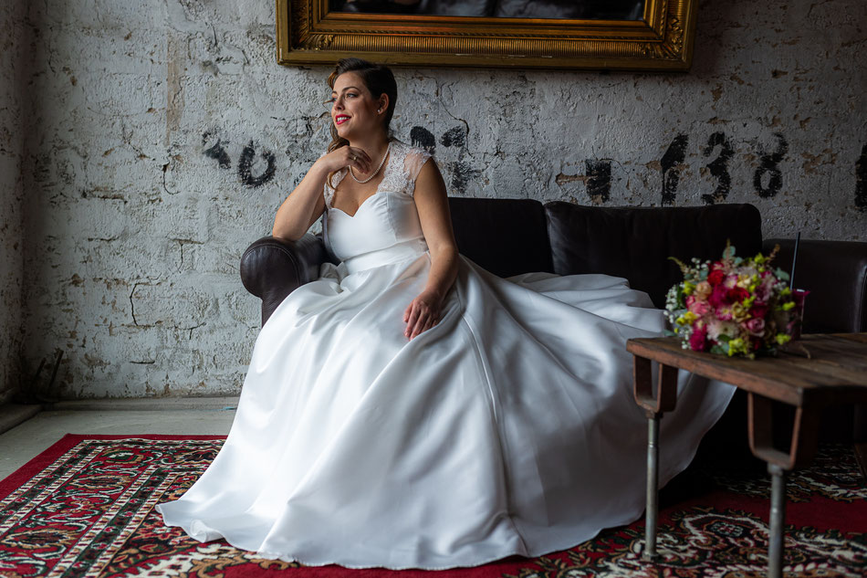 cleanes Brautkleid aus Mikadoseide