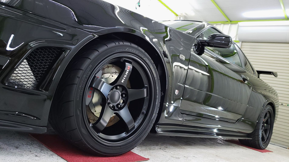 LMGT4ホイールコーティング施工でブレーキダストの固着防止 bnr34に新品のニスモLMGT4マット塗装の鈍い艶が良い