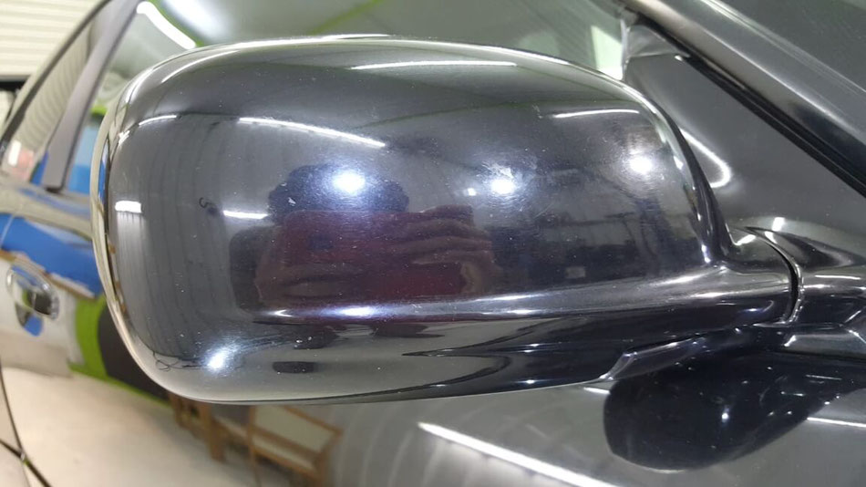 BNR34 ミラーの傷・シミ ブラックパールの色褪せ 濃色車