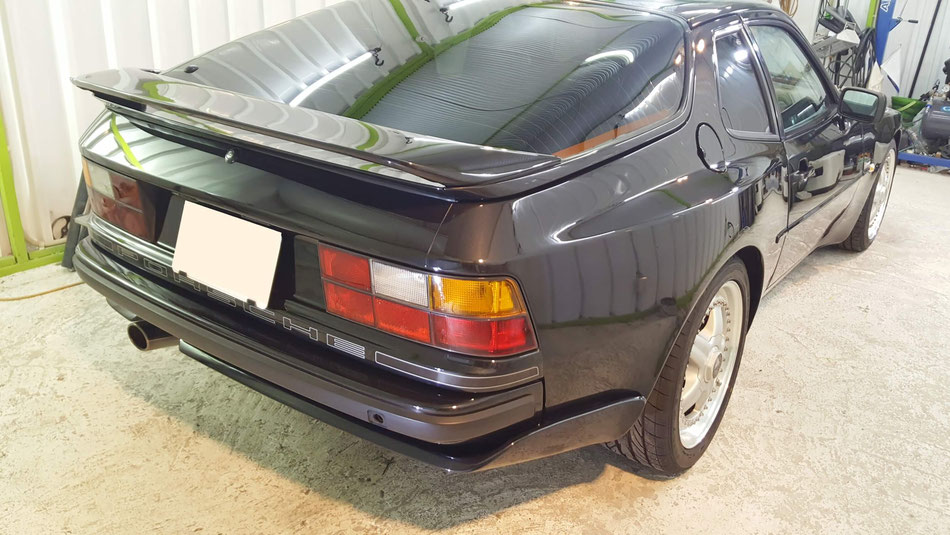 ポルシェ944のセラミックコーティング