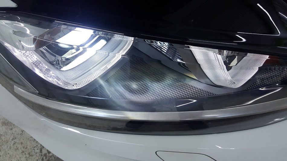 ゴルフ7R ヘッドライトのひび除去・リペア | 埼玉 - 車磨き ゴルフ7R ヘッドライトのひび除去・リペア | 埼玉 - 車磨き