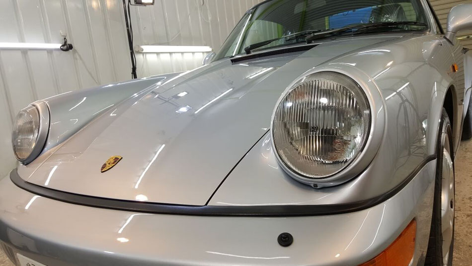 ポルシェ964のセラミックコーティング施工後 ポーラシルバーの塗装に深みと質感