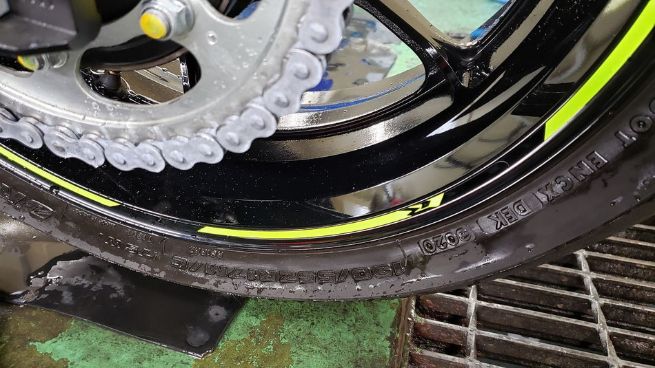 r1000r リアホイール クリーニング 埼玉 三芳