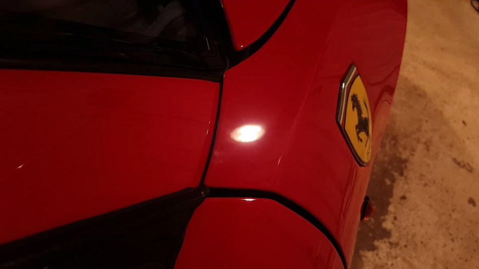 f355のペーパー傷除去 ロッソコルサの研磨 磨きすぎると塗装が剥げます