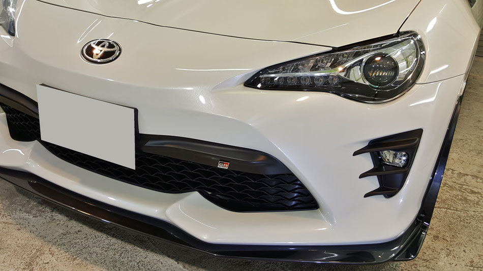 トヨタ86のセラミックコーティング後の艶