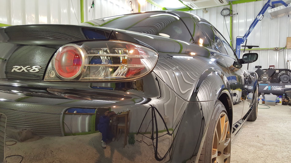 RX‐8黒の磨き後の艶 埼玉からご来店