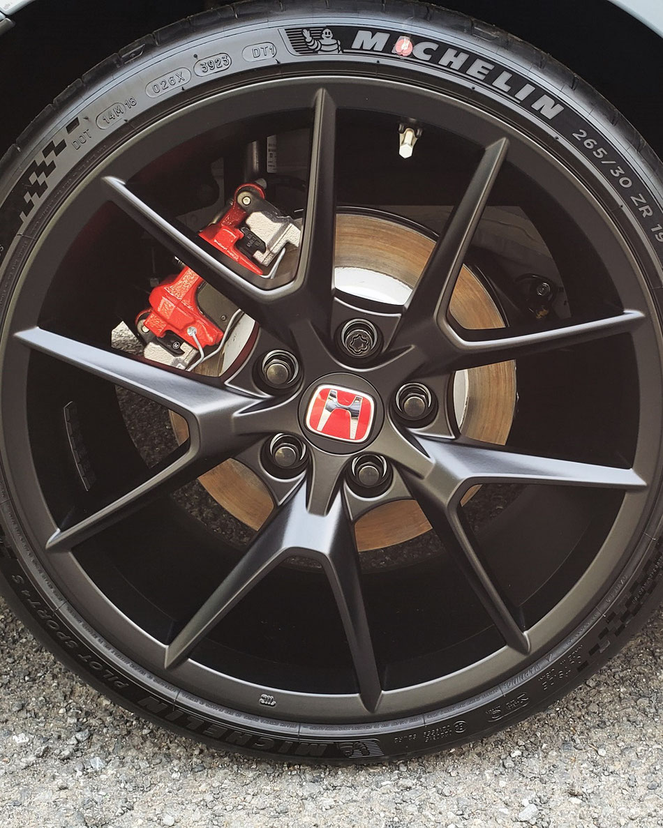 新型シビックタイプRのホイールコーティング完成