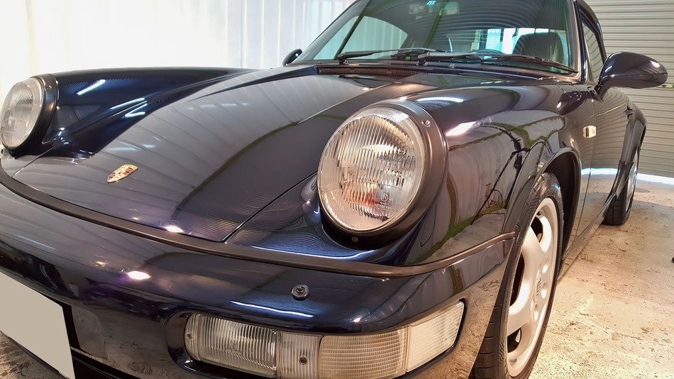 ポルシェ９６４は傷も消えて深みのあるミッドナイトブルーが復活