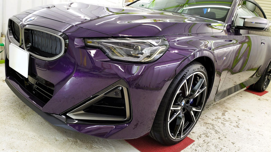bmw m240i xdriveはセラミックコーティング施工でフロント周りの塗装の深みが向上 サンダーナイトのバフ目・オーロラマーク除去